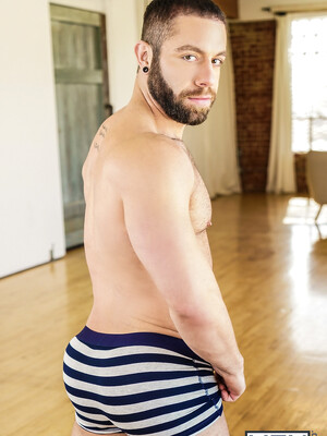 Bearded gay boys Jackson Reed & Eddy Ceetee butt fuck after yoga session