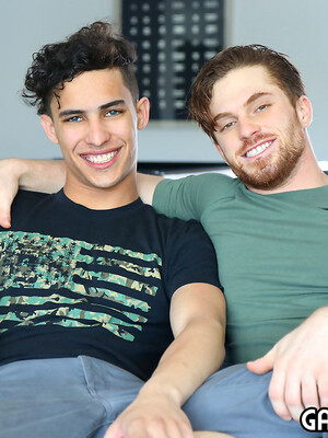 VIRGINITY GONE! Dustin Hazel BOTTOMS for Marc Wallace