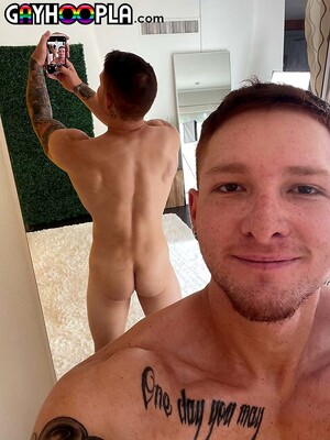 Tatted Jeremiah Cruz Oils Up His Uncut Cock And Rubs One Off!